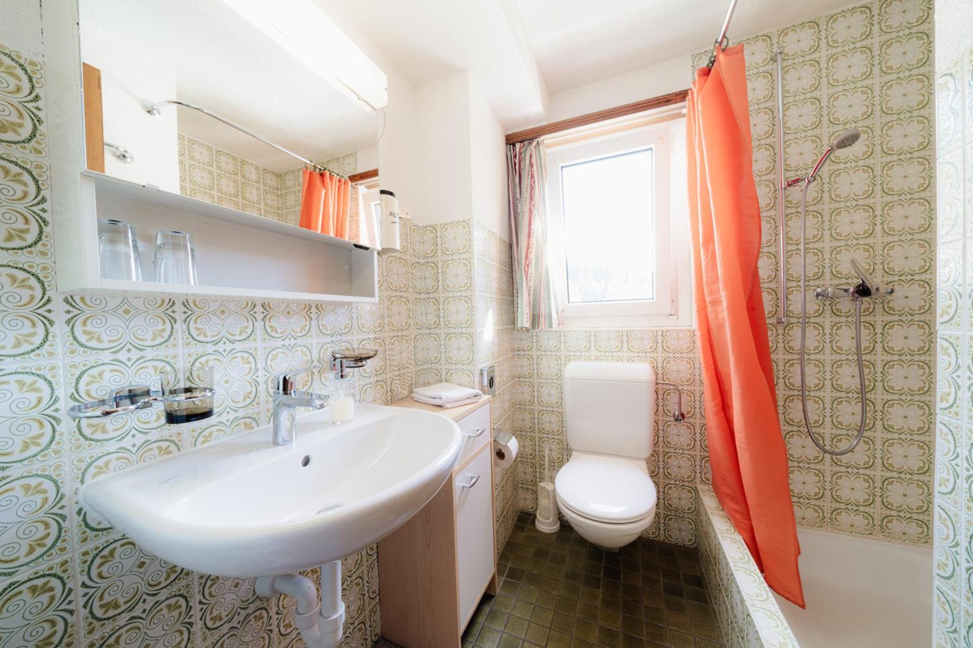 Hotel Old Jnn Клостерс Экстерьер фото